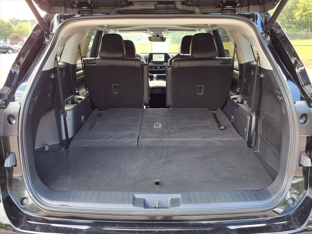 Used 2024 Toyota Highlander XLE image 26