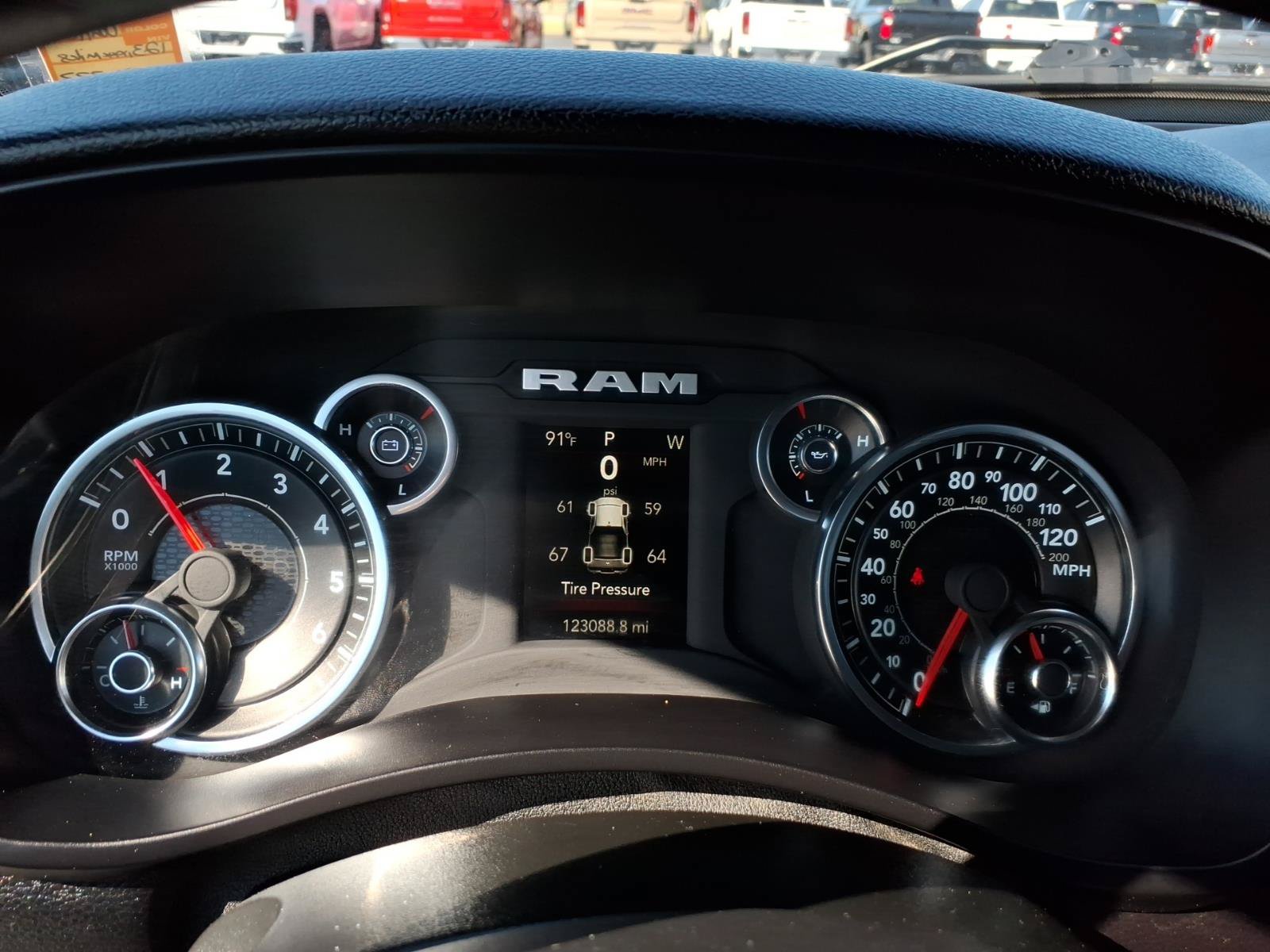 Used 2024 RAM 2500 Big Horn w/ Protection Group AWD/4WD image 18