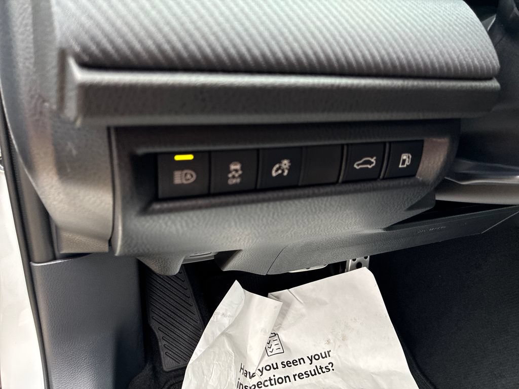 New 2026 Toyota Camry SE FWD image 31