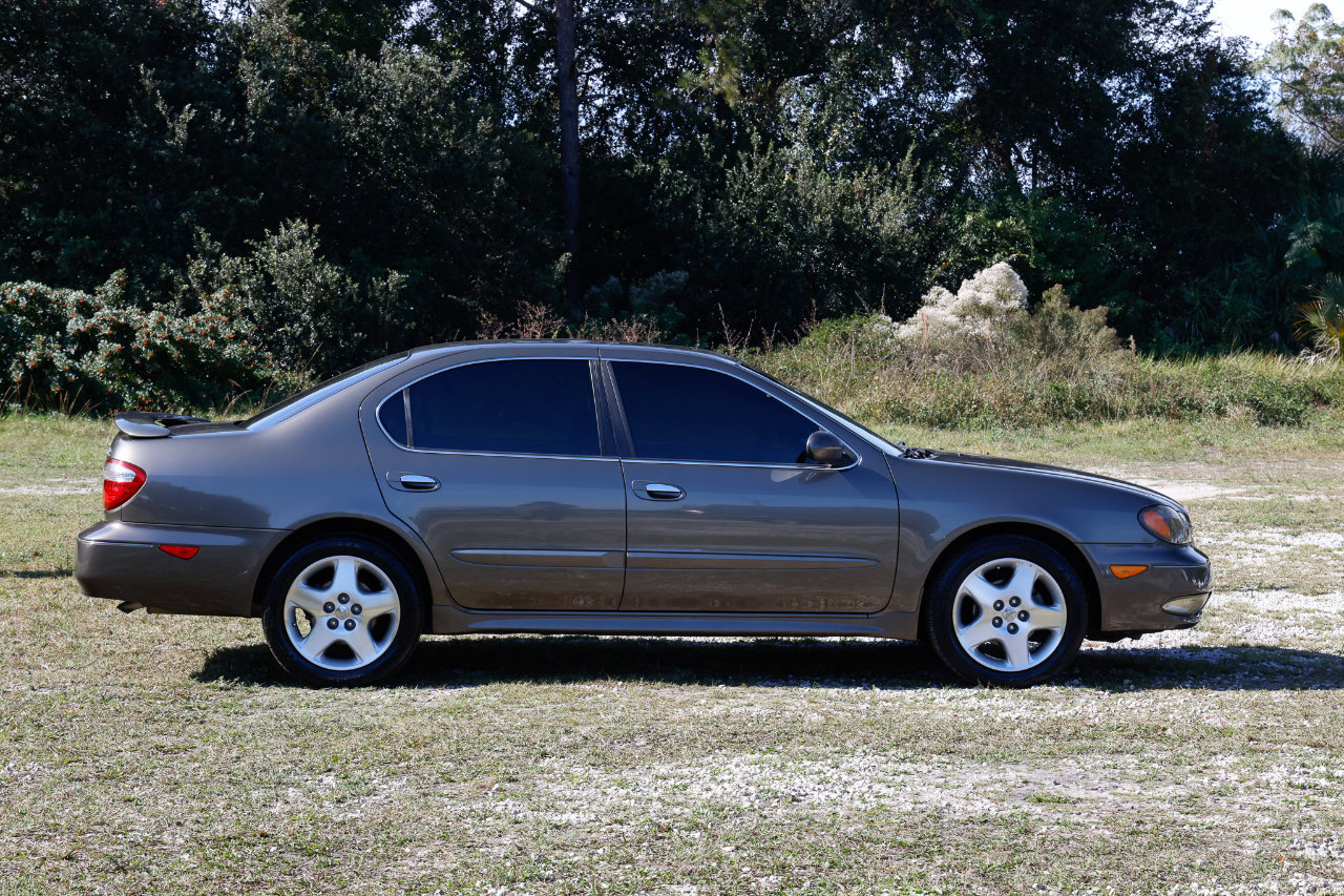 Used 2001 INFINITI I30 TOURING w/ (B03) Touring Sport Pkg image 13
