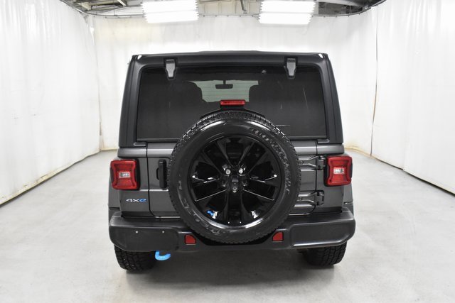 Used 2023 Jeep Wrangler Unlimited Sahara w/ Cold Weather Group image 6