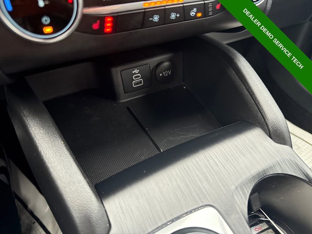 Used 2025 Ford Escape ST-Line Elite image 36