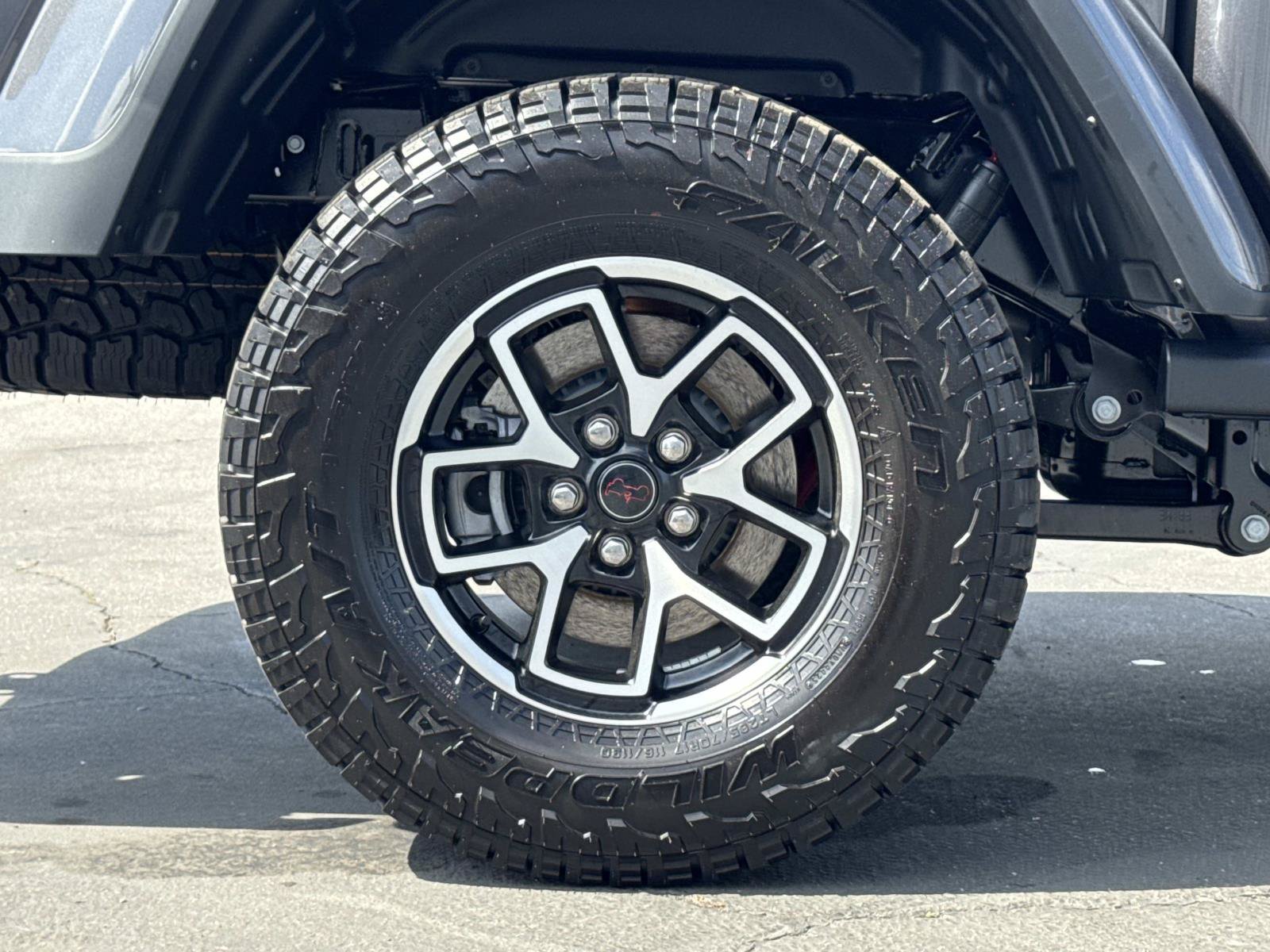 New 2026 Jeep Gladiator Rubicon w/ Steel Power Dome Hood Package AWD/4WD image 35