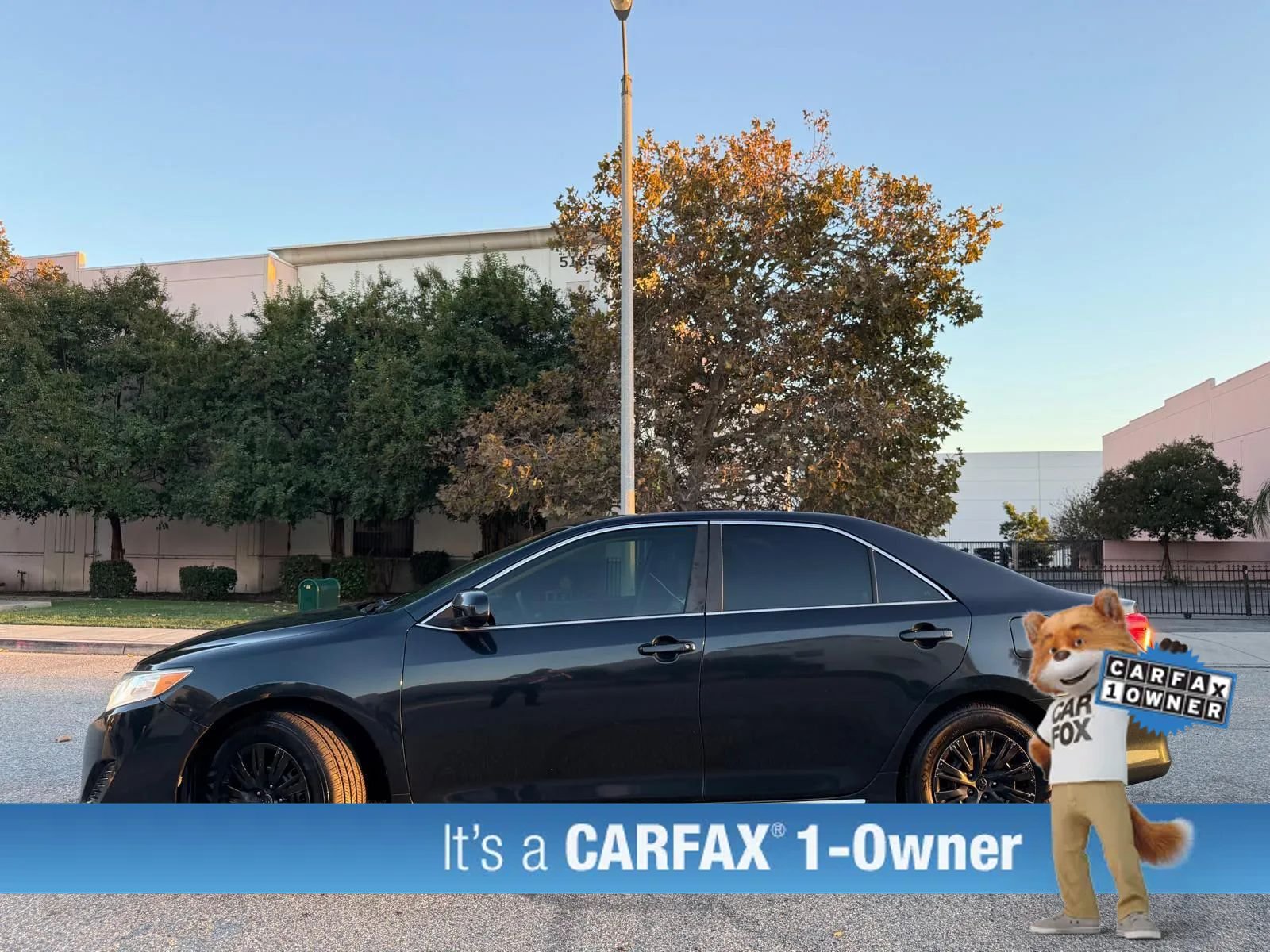 Used 2014 Toyota Camry LE FWD image 7