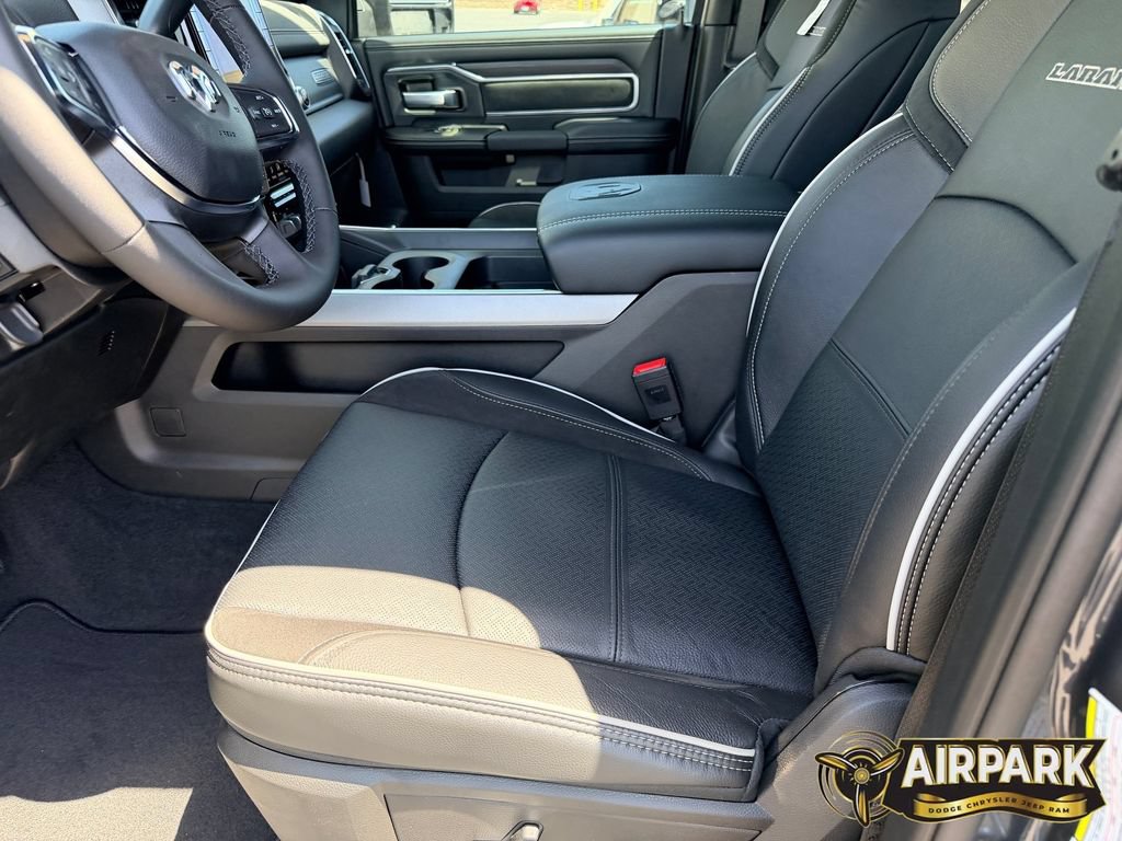 New 2026 RAM 2500 Laramie w/ Night Edition AWD/4WD image 15
