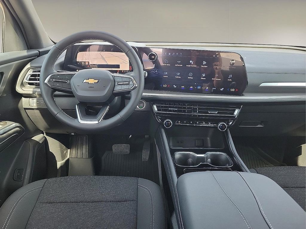 New 2026 Chevrolet Traverse LT w/ Driver Confidence Package FWD image 11