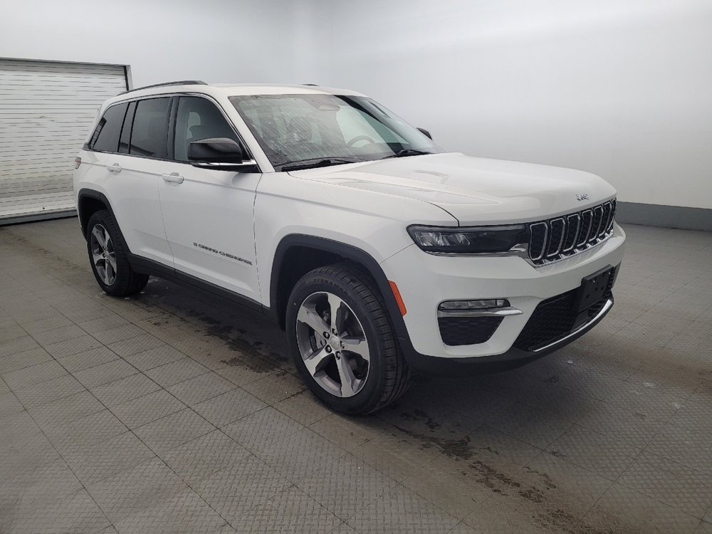Used 2023 Jeep Grand Cherokee Limited w/ Trailer Tow Prep Group (B) image 13