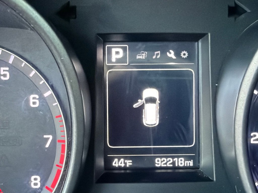 Used 2017 Hyundai Santa Fe Sport image 17