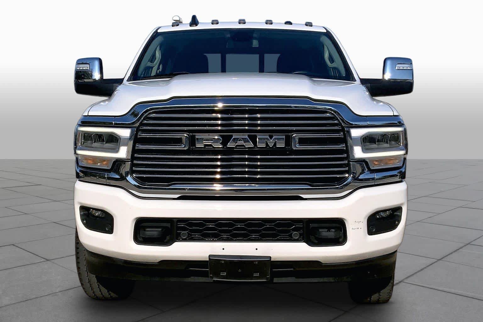Used 2023 RAM 3500 Laramie AWD/4WD image 4