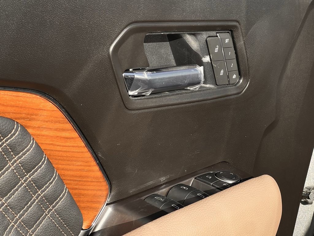 New 2026 GMC Canyon Denali image 24