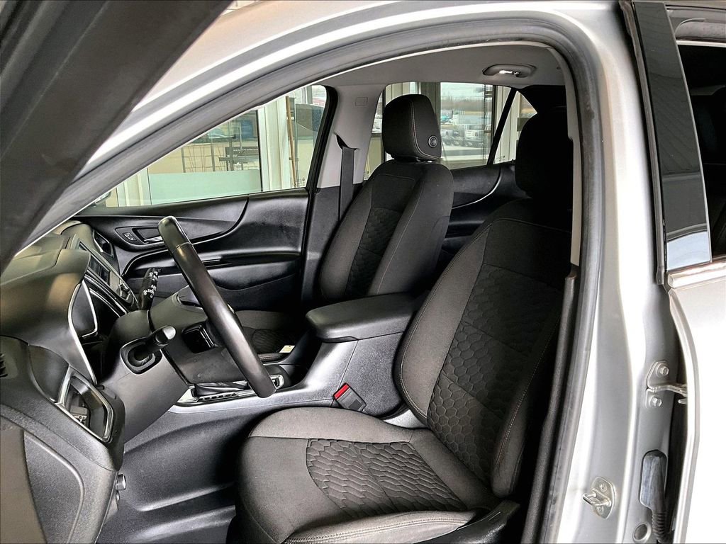 Used 2020 Chevrolet Equinox LT image 10