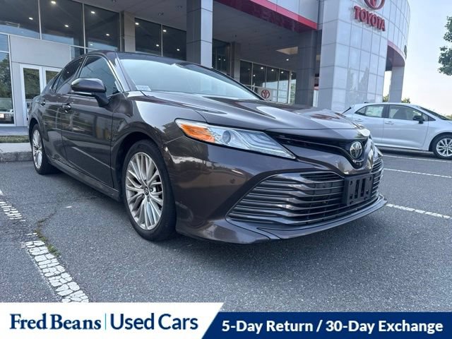 Used 2018 Toyota Camry XLE w/ Driver Assist Package FWD image 1
