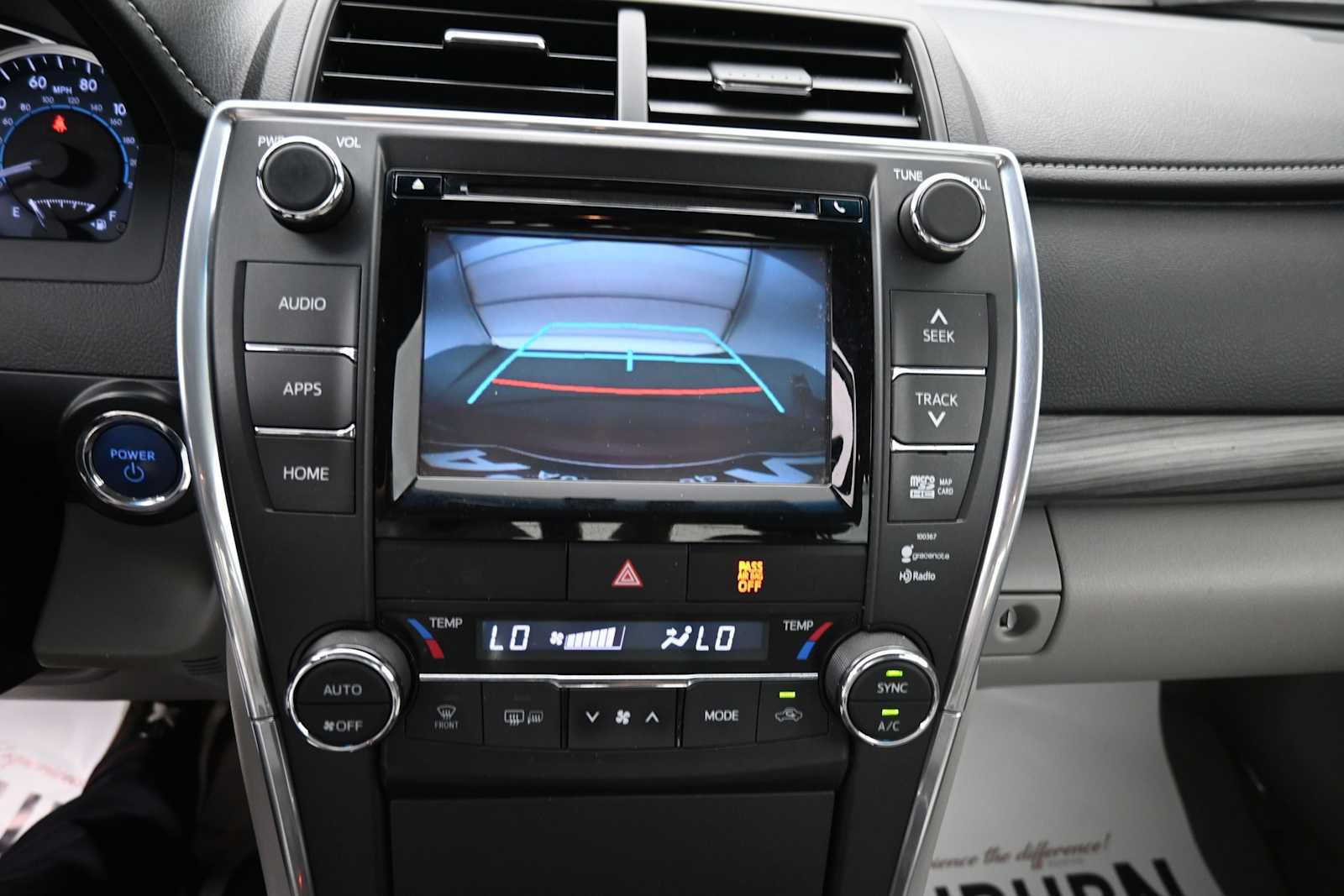 Used 2015 Toyota Camry XLE FWD image 8