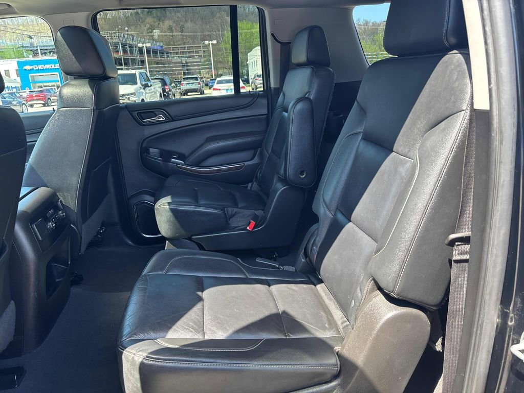 Used 2019 Chevrolet Suburban LT AWD/4WD image 26