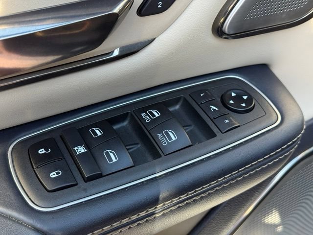 Used 2021 RAM 1500 Limited RWD image 13
