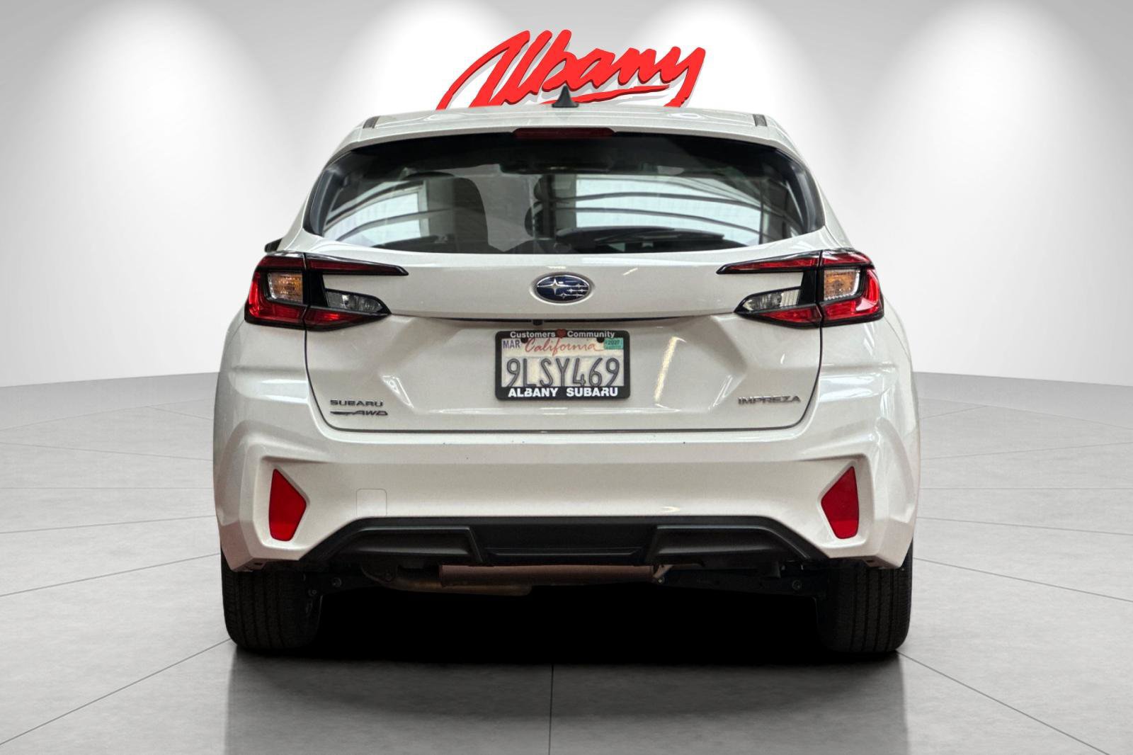 Used 2024 Subaru Impreza 2.0i AWD/4WD image 5