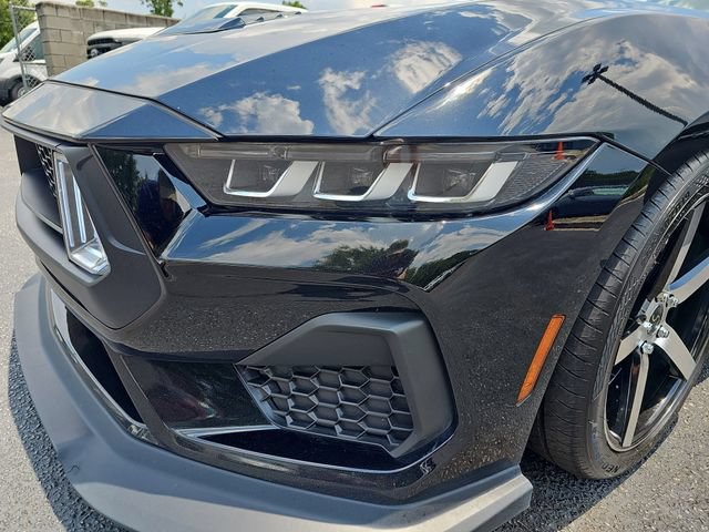 Used 2024 Ford Mustang GT RWD image 32