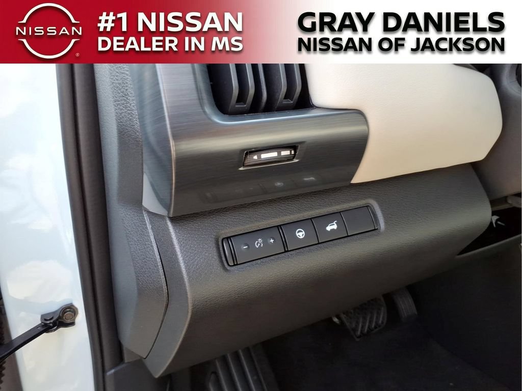 New 2026 Nissan Pathfinder SL FWD image 13
