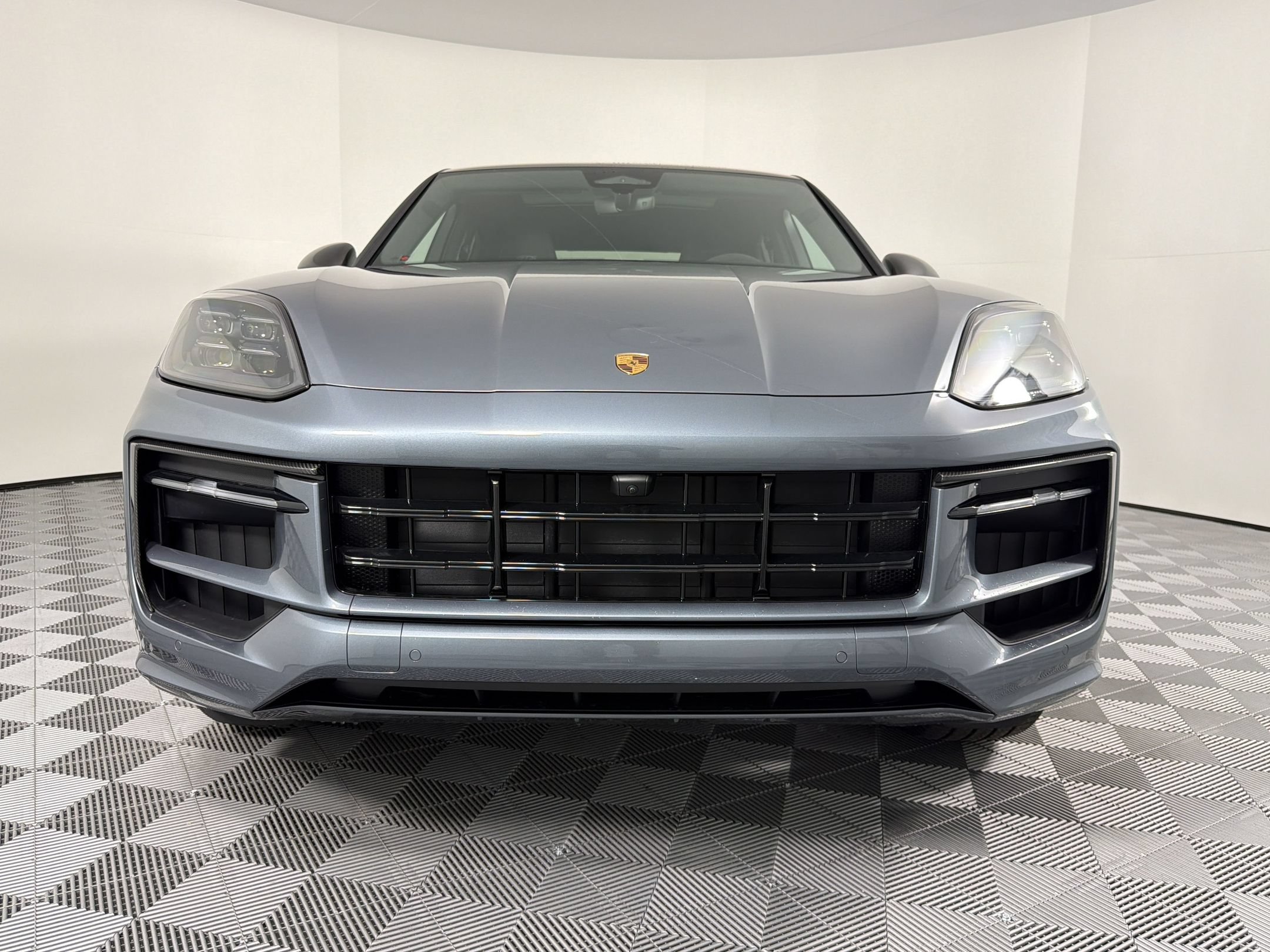 New 2026 Porsche Cayenne GTS AWD/4WD image 6