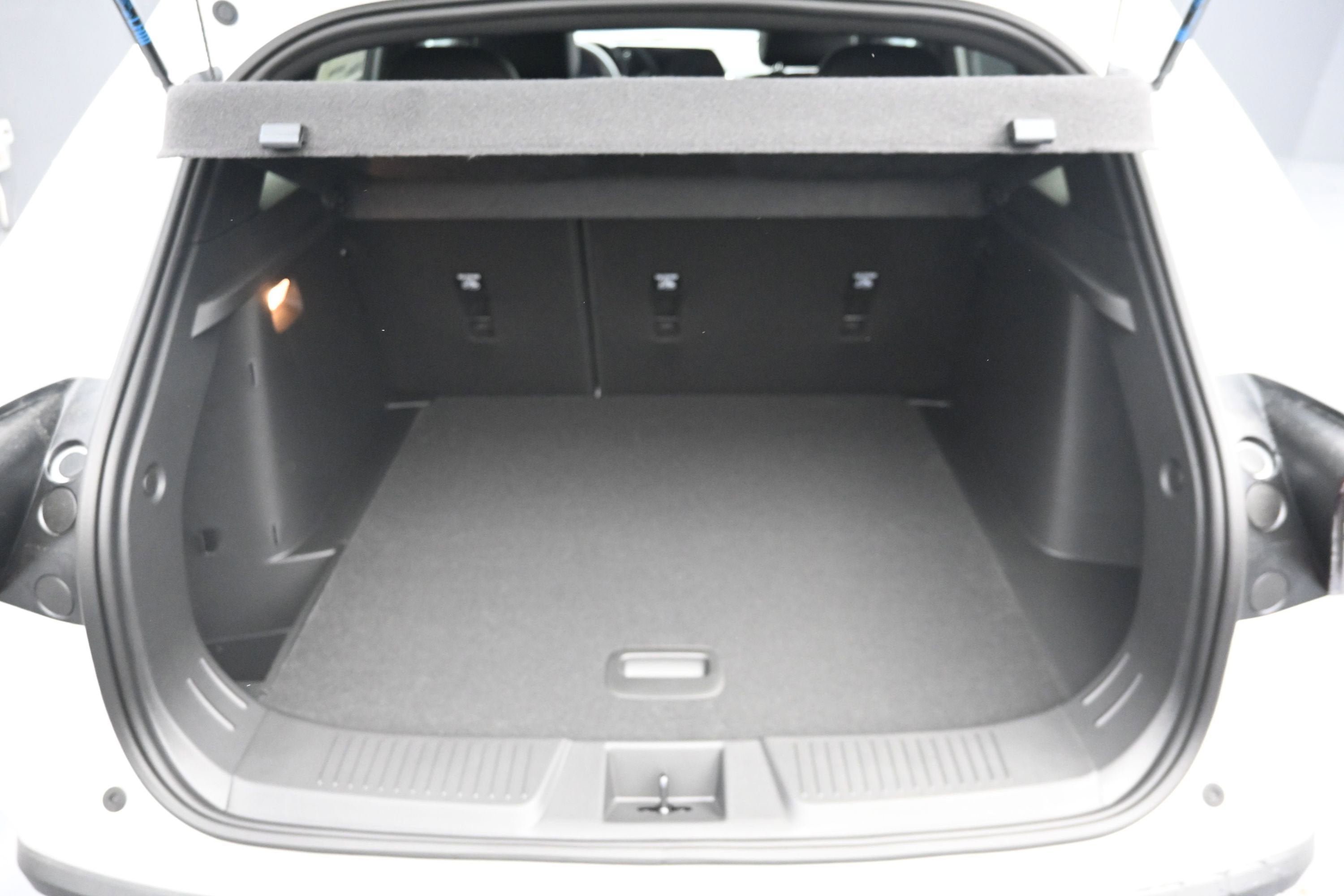 New 2026 Chevrolet Trax RS w/ Sunroof Package FWD image 26