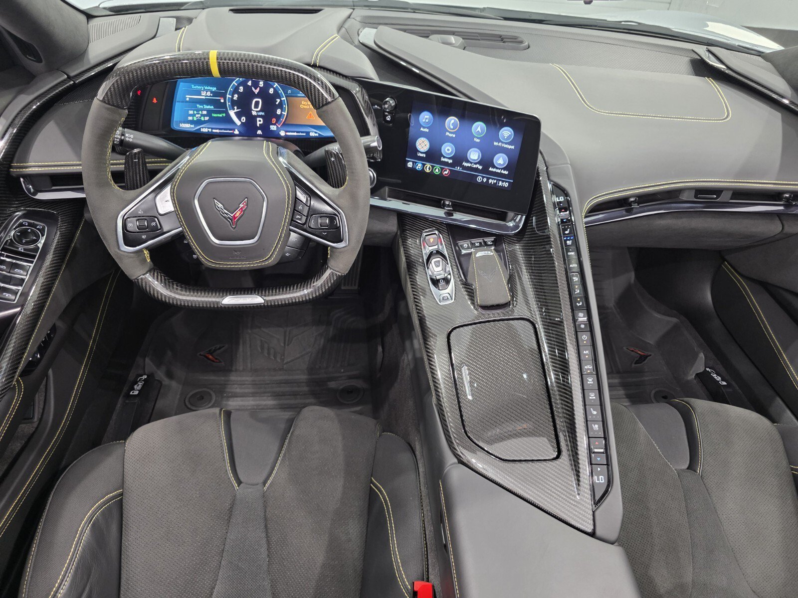 Used 2023 Chevrolet Corvette Z06 w/ Z07 Performance Package RWD image 9