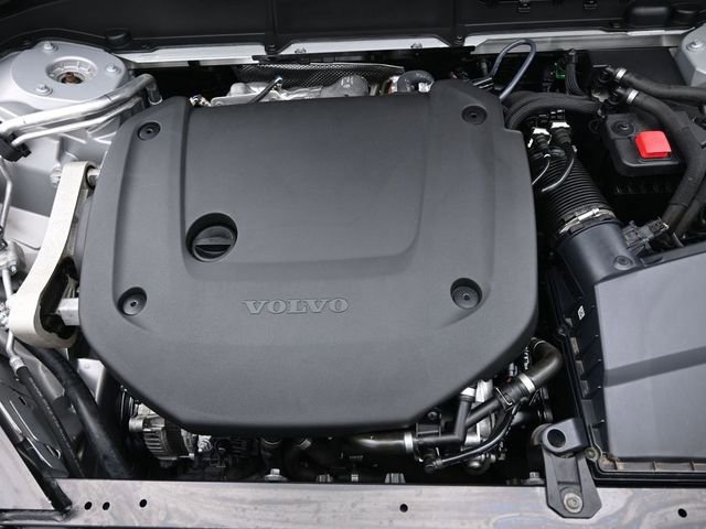 Used 2023 Volvo XC60 B6 Ultimate w/ Climate Package image 37