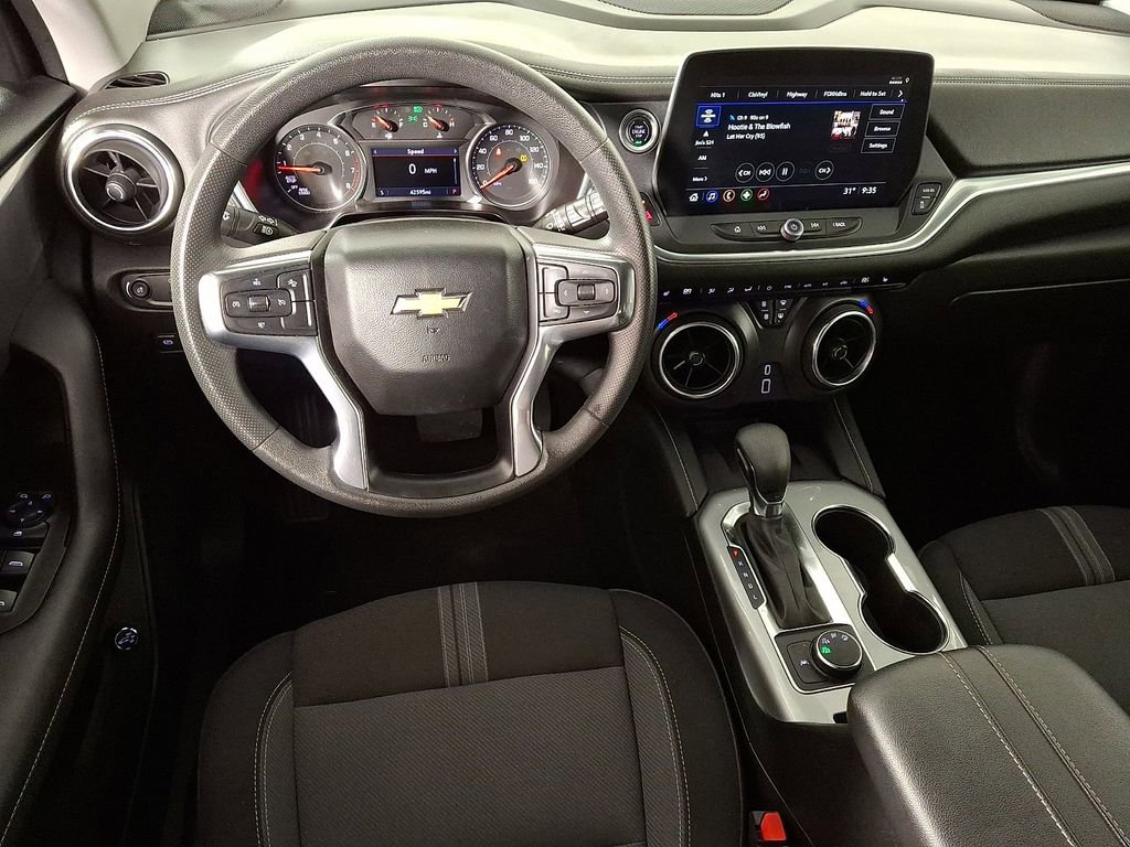 Used 2023 Chevrolet Blazer LT w/ Convenience Package image 2