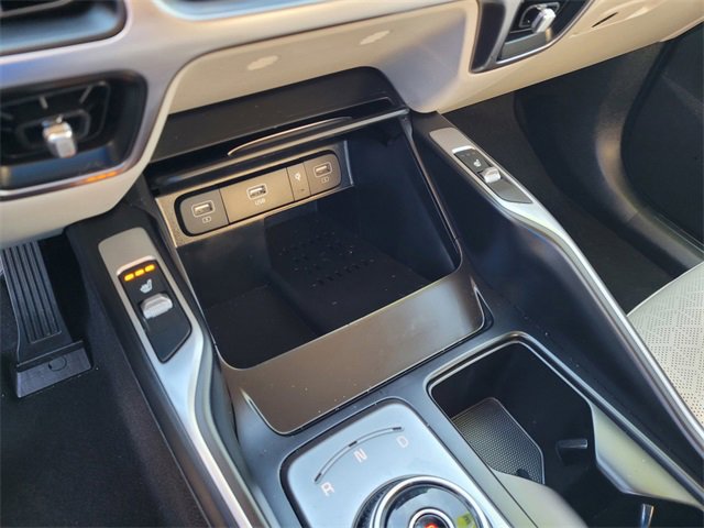 Used 2024 Kia Sorento EX image 18