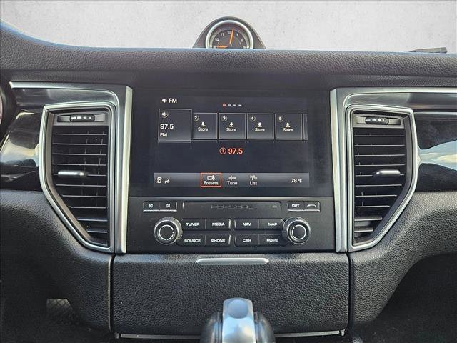 Used 2017 Porsche Macan AWD/4WD image 16