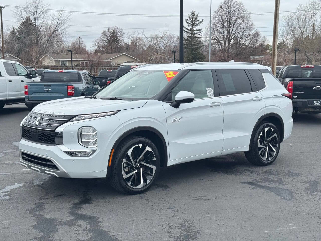 Used 2023 Mitsubishi Outlander SEL image 13