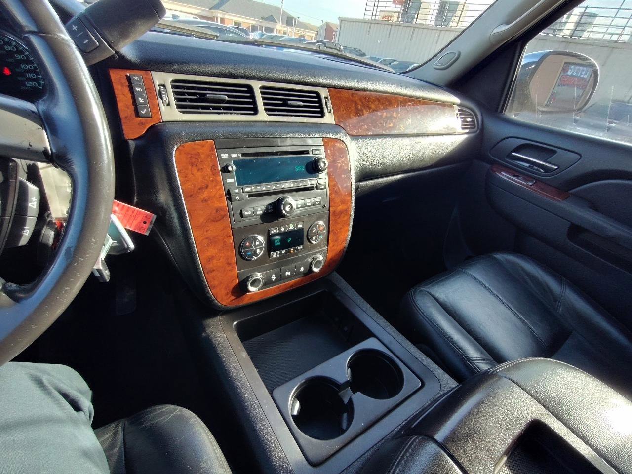 Used 2011 Chevrolet Suburban LT w/ Regional Value Package image 20