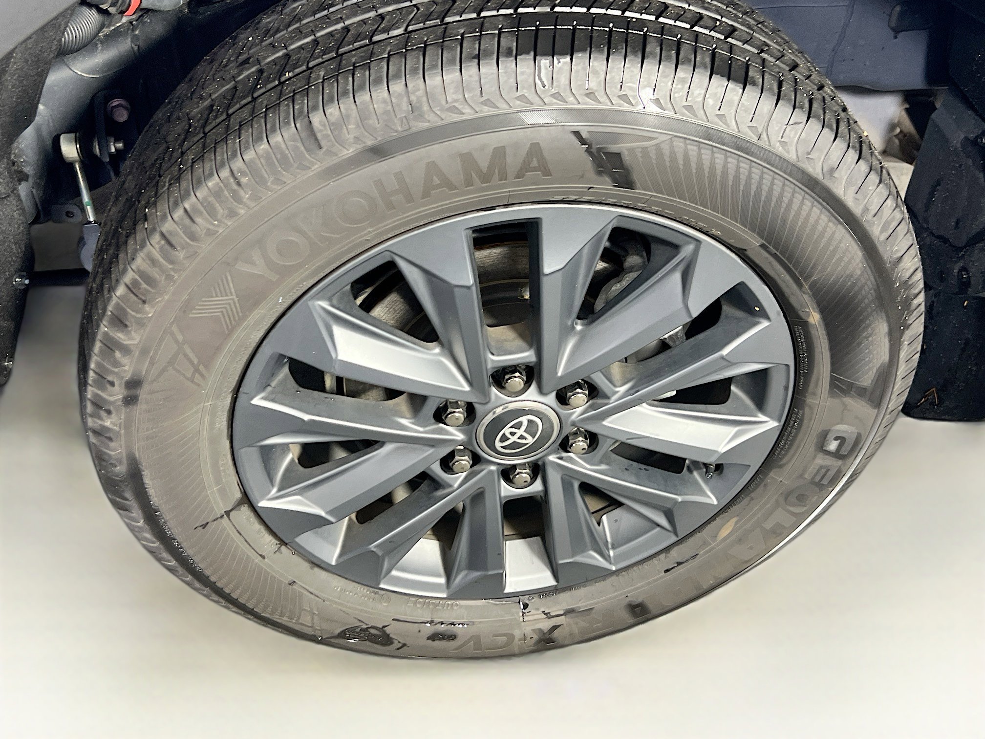 Used 2025 Toyota Land Cruiser w/ Premium Package image 32