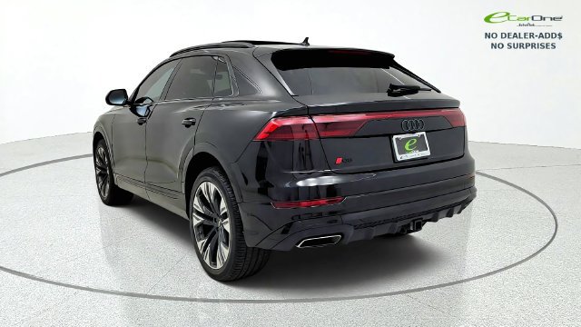 Used 2024 Audi Q8 Premium Plus AWD/4WD image 6