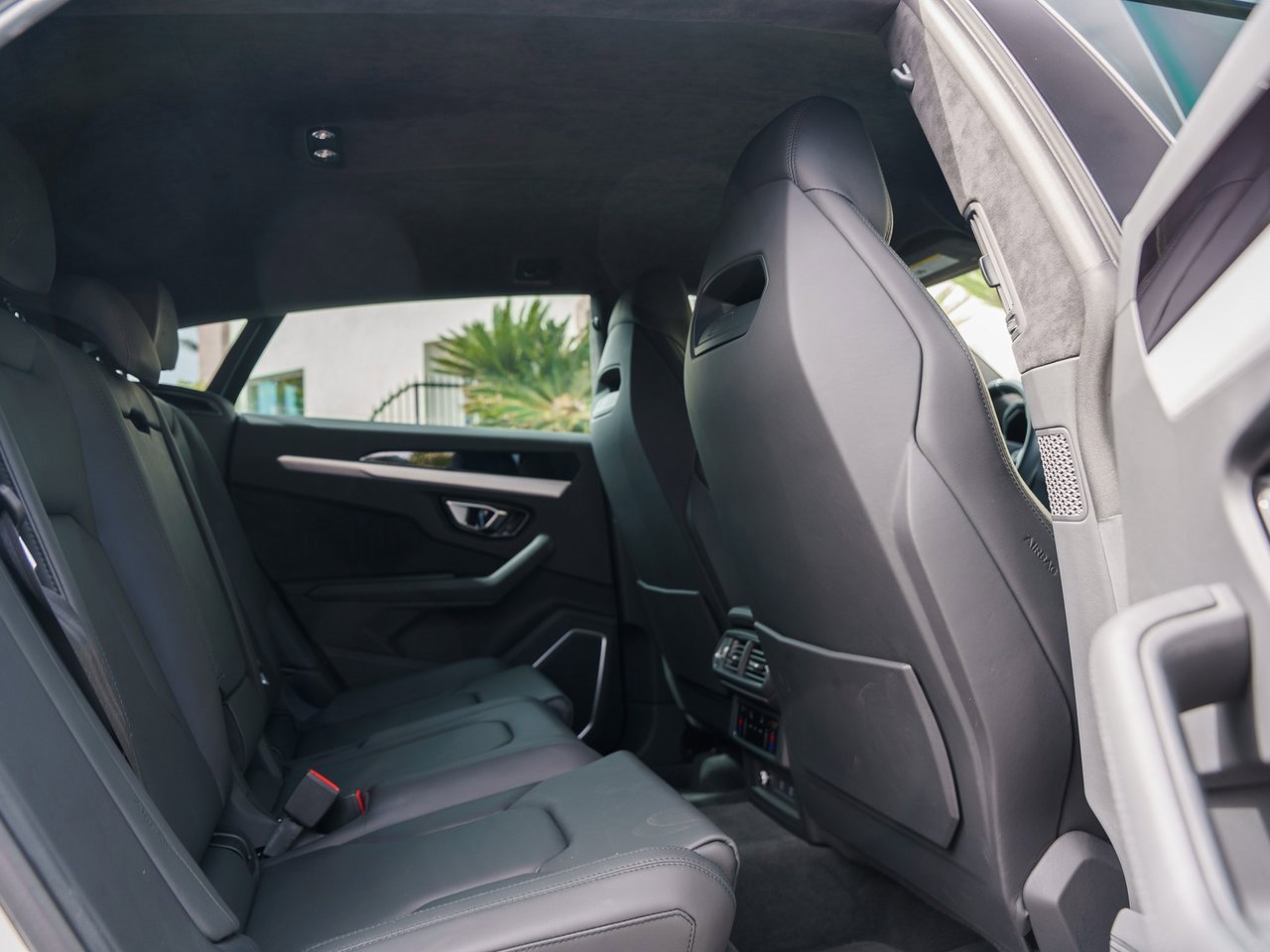 Used 2023 Lamborghini Urus S image 23