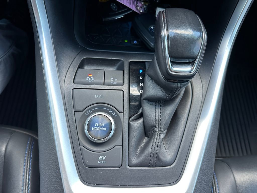 Used 2020 Toyota RAV4 XSE image 23