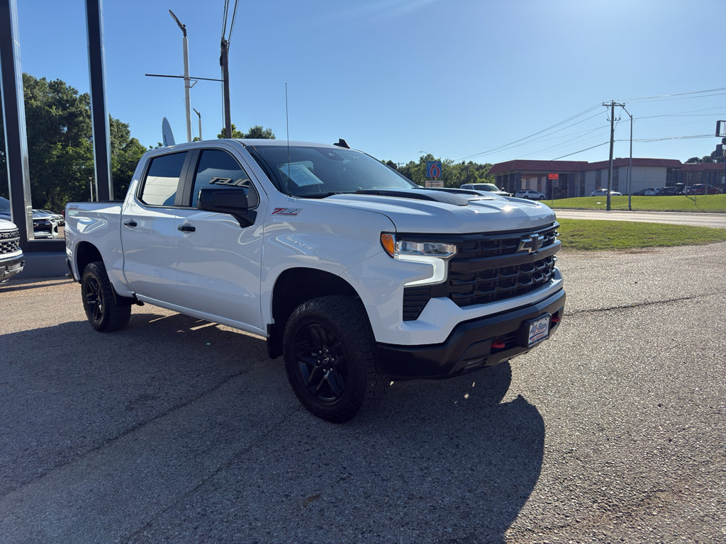 Used 2024 Chevrolet Silverado 1500 LT Trail Boss w/ Protection Package AWD/4WD image 27