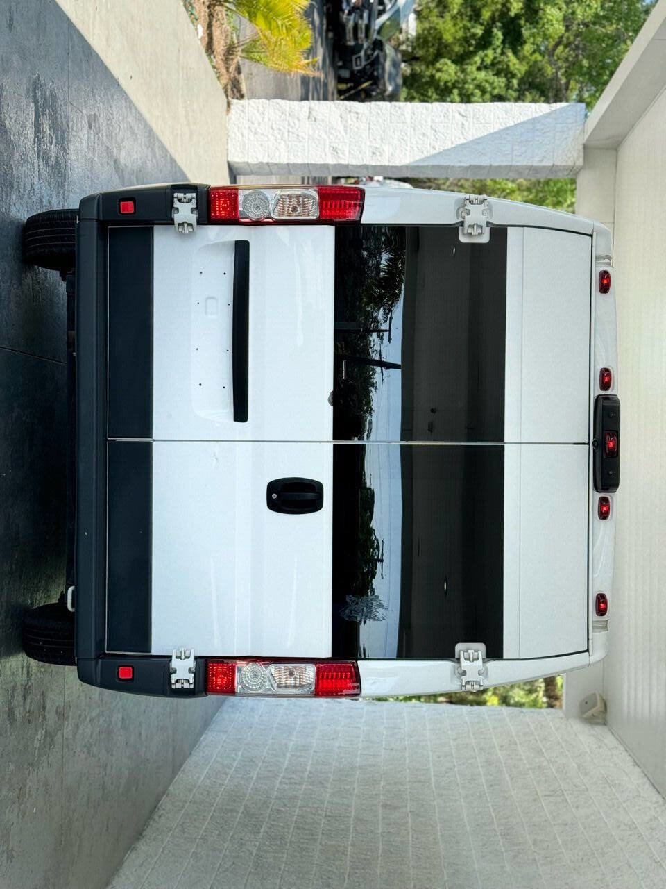 Used 2017 RAM ProMaster 2500 w/ Interior Convenience Group FWD image 9