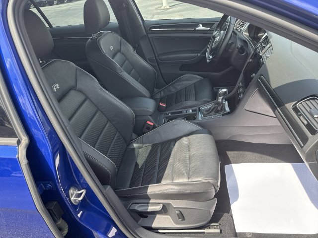Used 2019 Volkswagen Golf R 4-Door AWD/4WD image 33