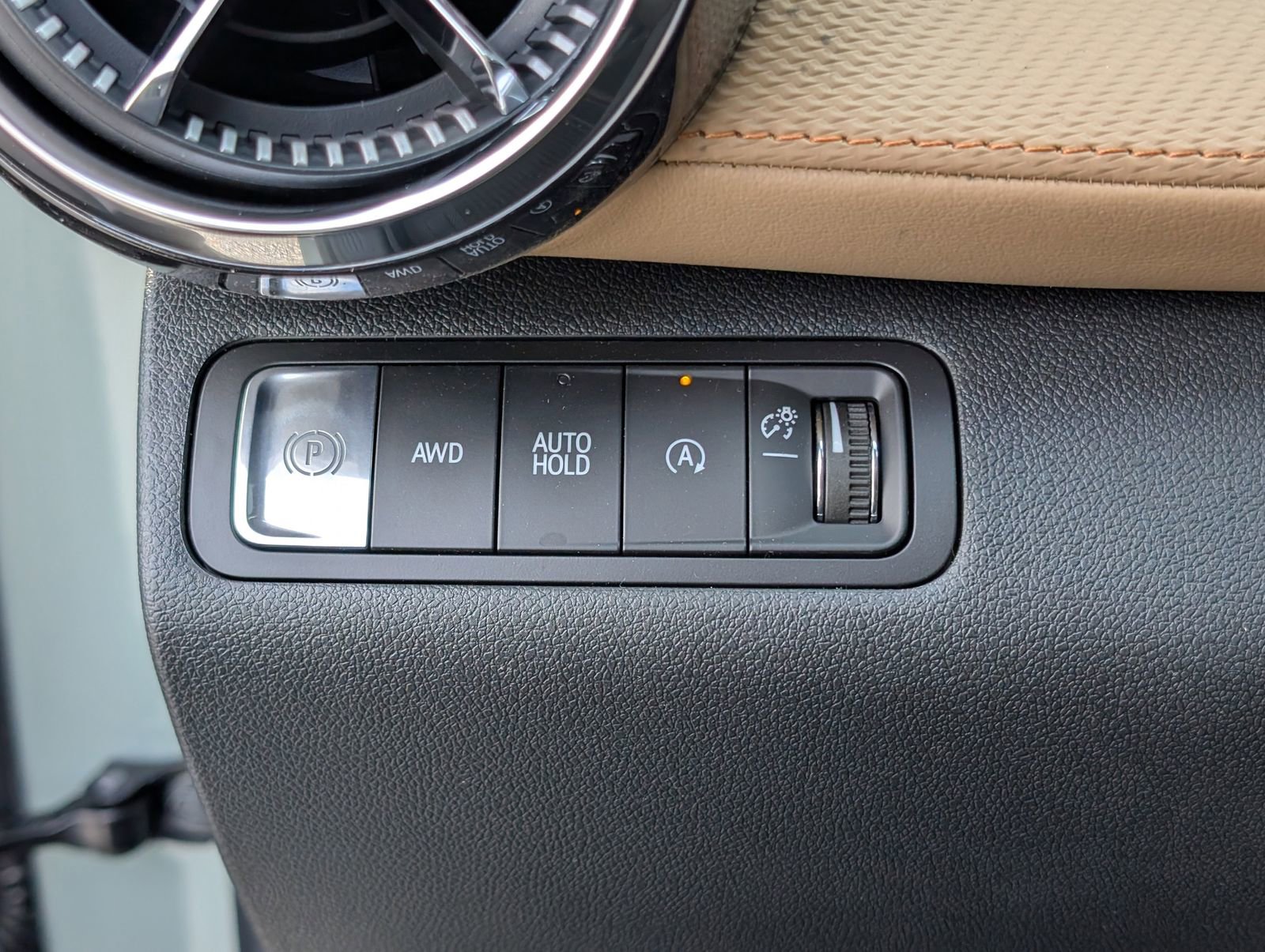 New 2026 Chevrolet Equinox ACTIV w/ Safety and Technology Package image 19