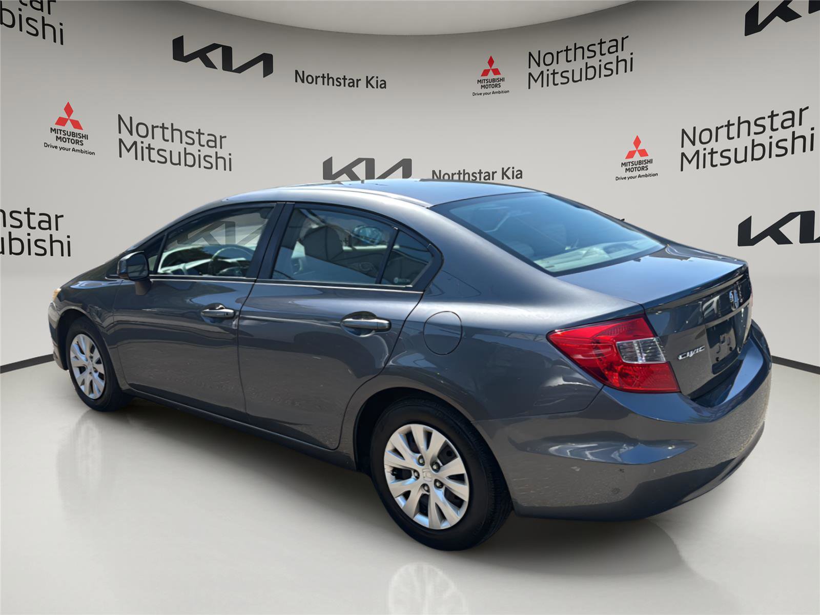 Used 2012 Honda Civic LX image 2