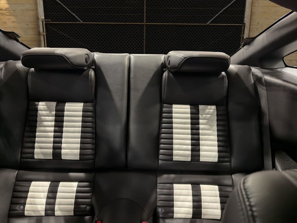 Used 2013 Ford Mustang Shelby GT500 w/ Electronics Pkg image 33