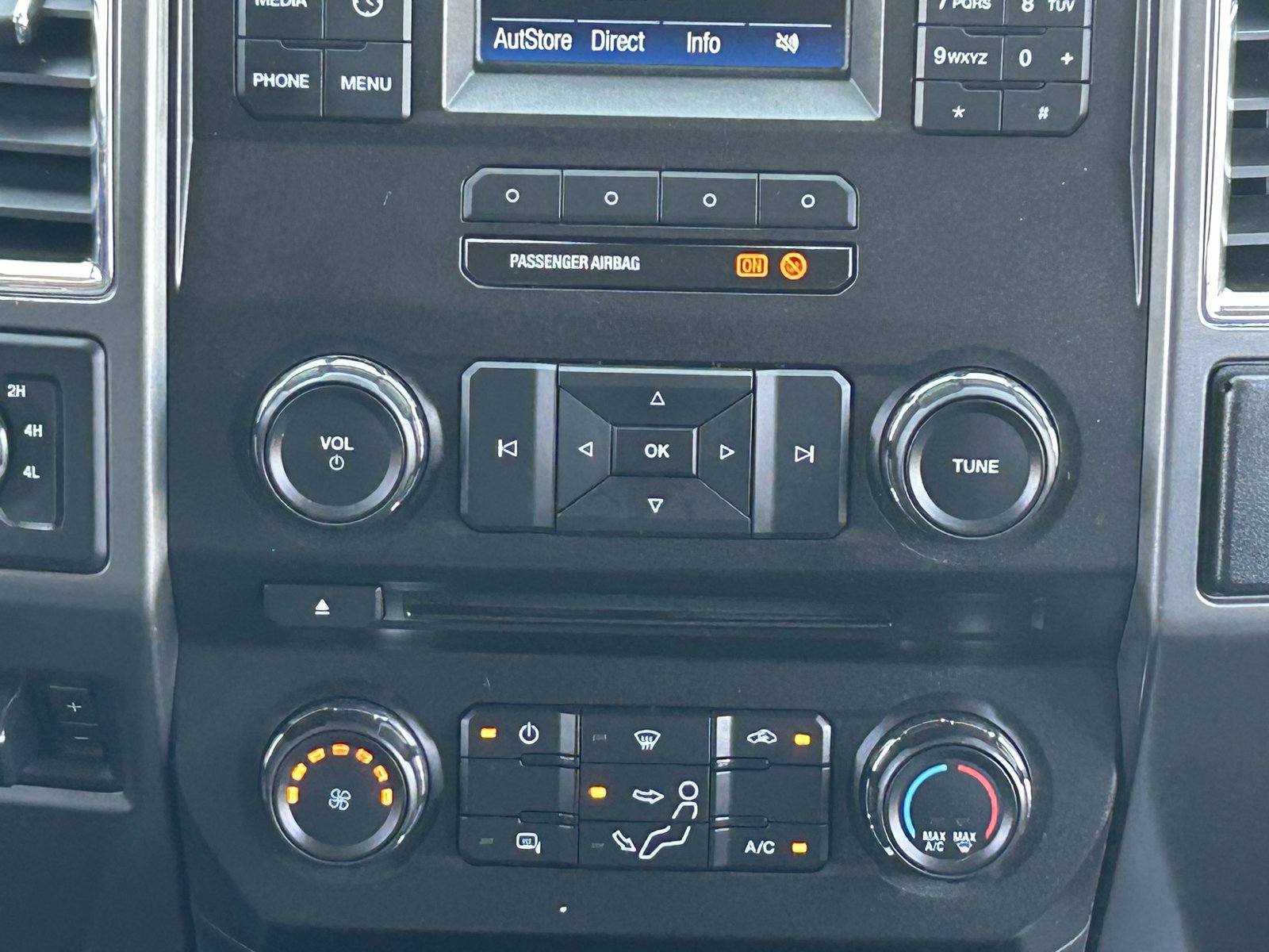 Used 2017 Ford F350 XLT w/ XLT Value Package AWD/4WD image 21