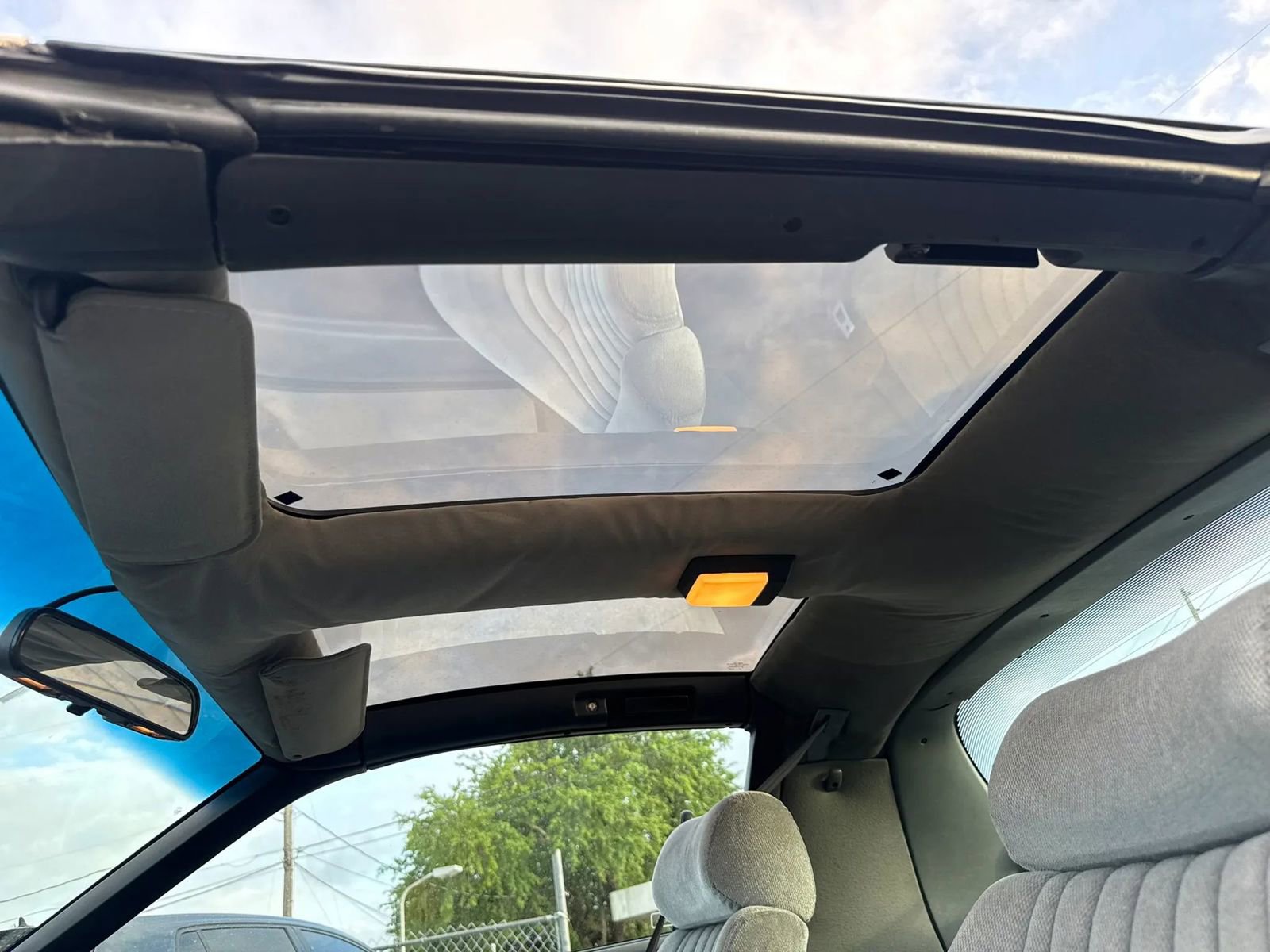 Used 1990 Pontiac Firebird Trans Am image 16