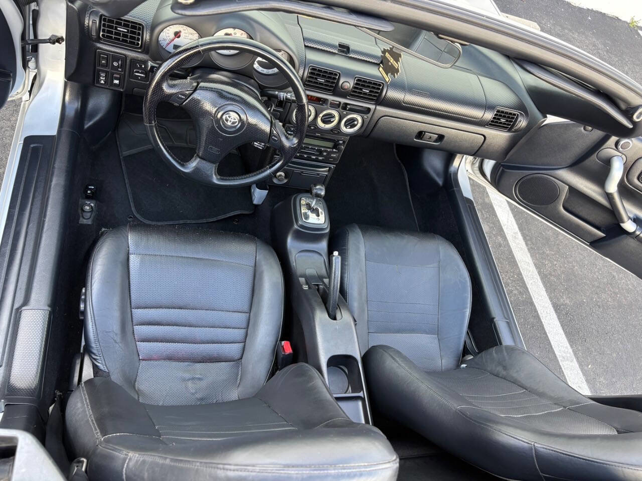 Used 2003 Toyota MR2 RWD image 28