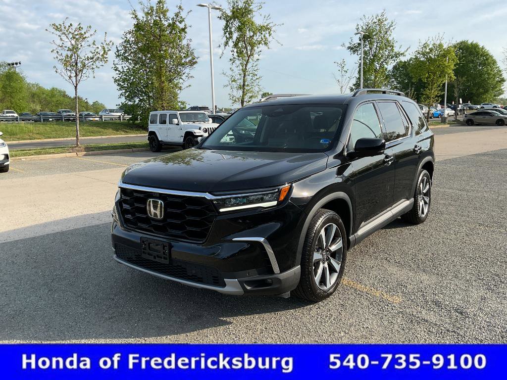 Certified 2024 Honda Pilot Elite image 2