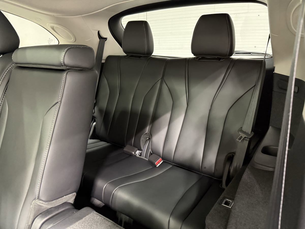 Used 2025 Acura MDX SH-AWD w/ Technology Package image 20