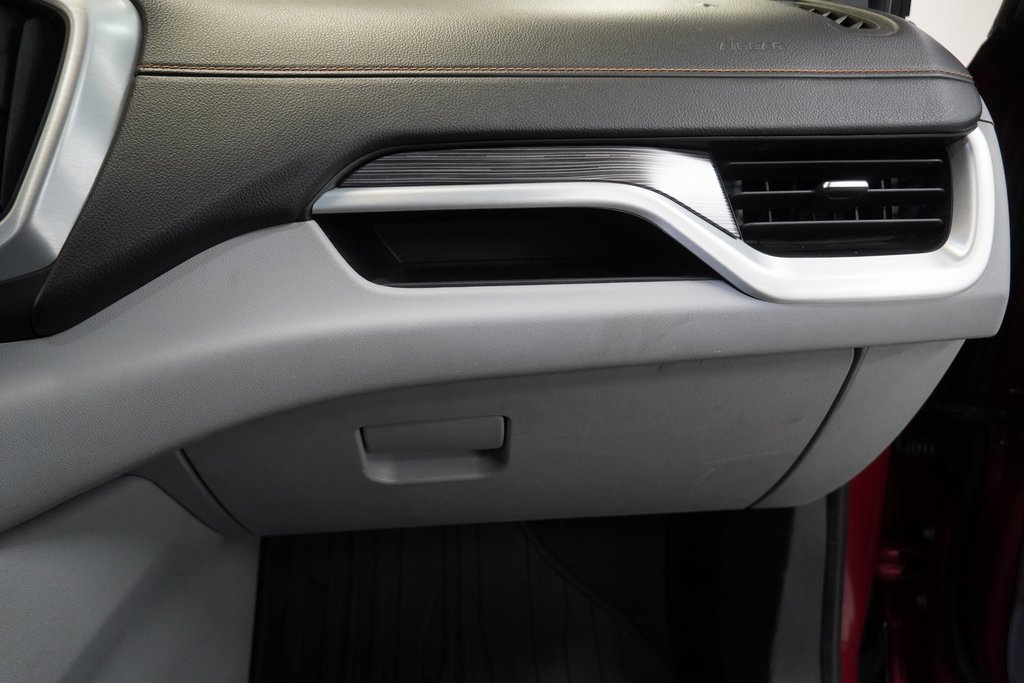 Used 2019 GMC Terrain SLT image 33