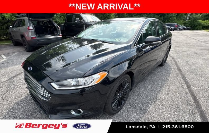 Used 2016 Ford Fusion SE w/ Equipment Group 202A AWD/4WD image 1
