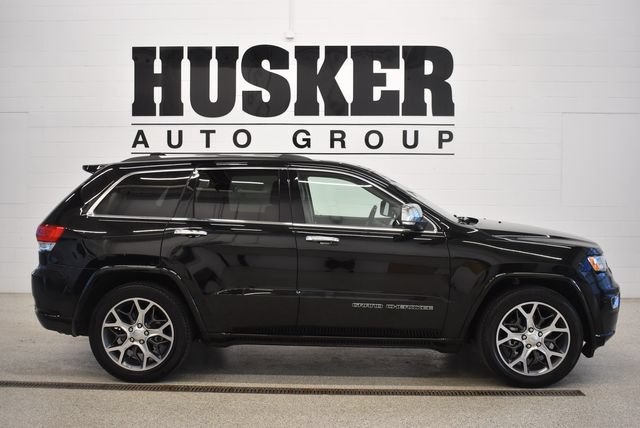 Used 2019 Jeep Grand Cherokee Overland AWD/4WD image 2