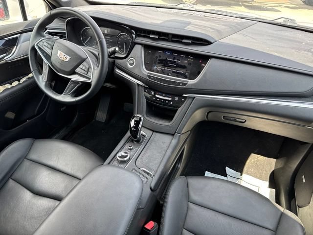 Used 2025 Cadillac XT5 Premium Luxury AWD/4WD image 8